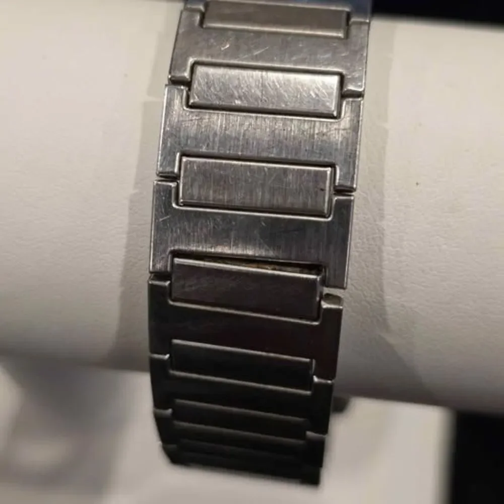 Vintage Bulova Digital Quartz Watch